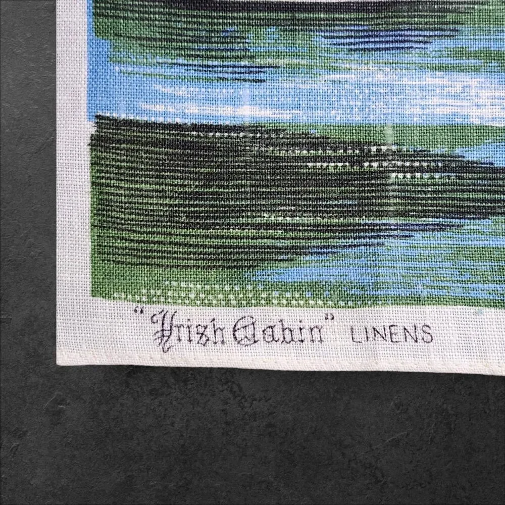 Vintage Windsor Castle Round Tower Linen Wall Hanging 31x20 Irish Cabin Linens